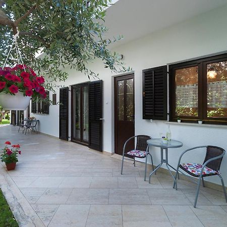 Weis Apartments Rovinj Room photo