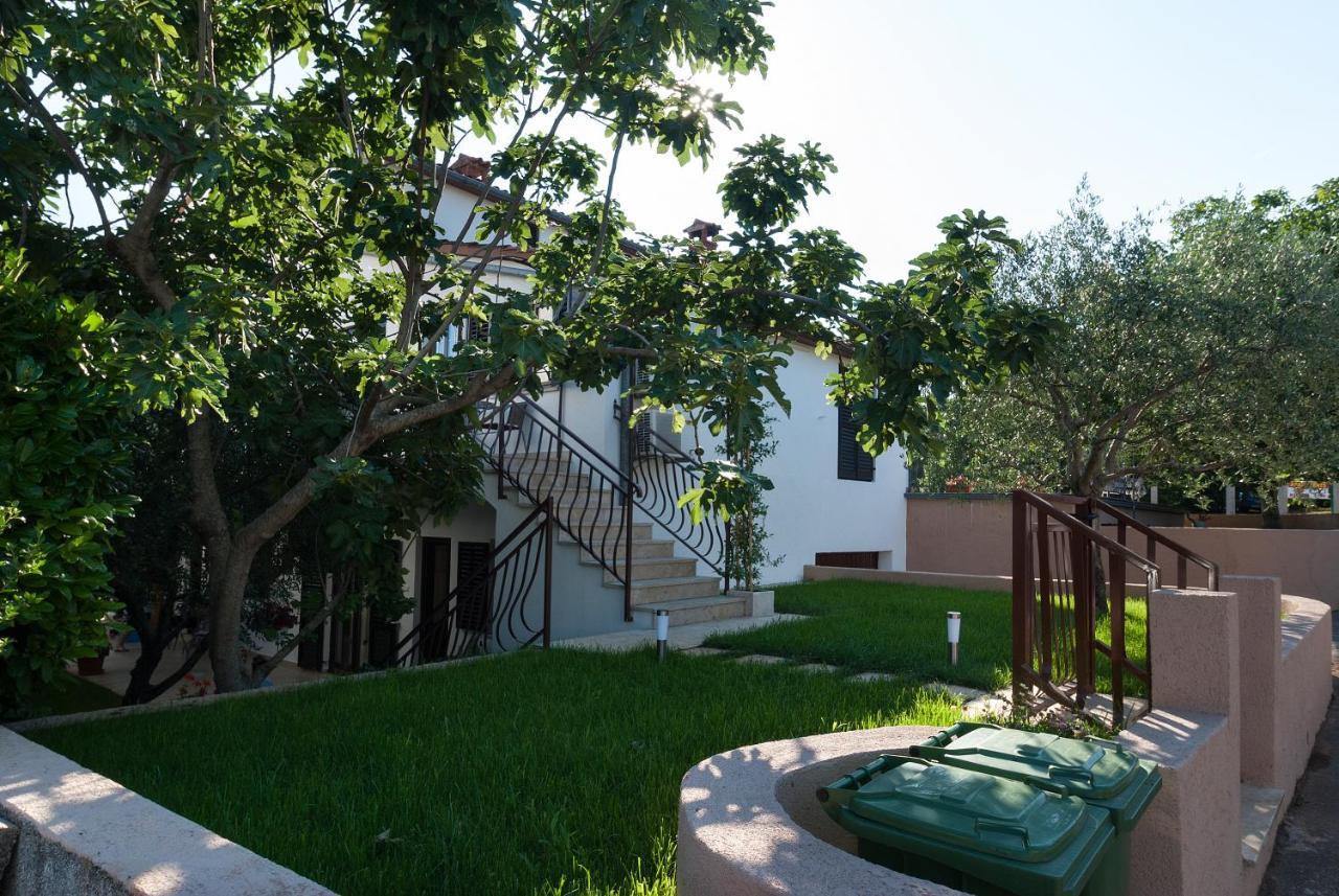 Weis Apartments Rovinj Room photo