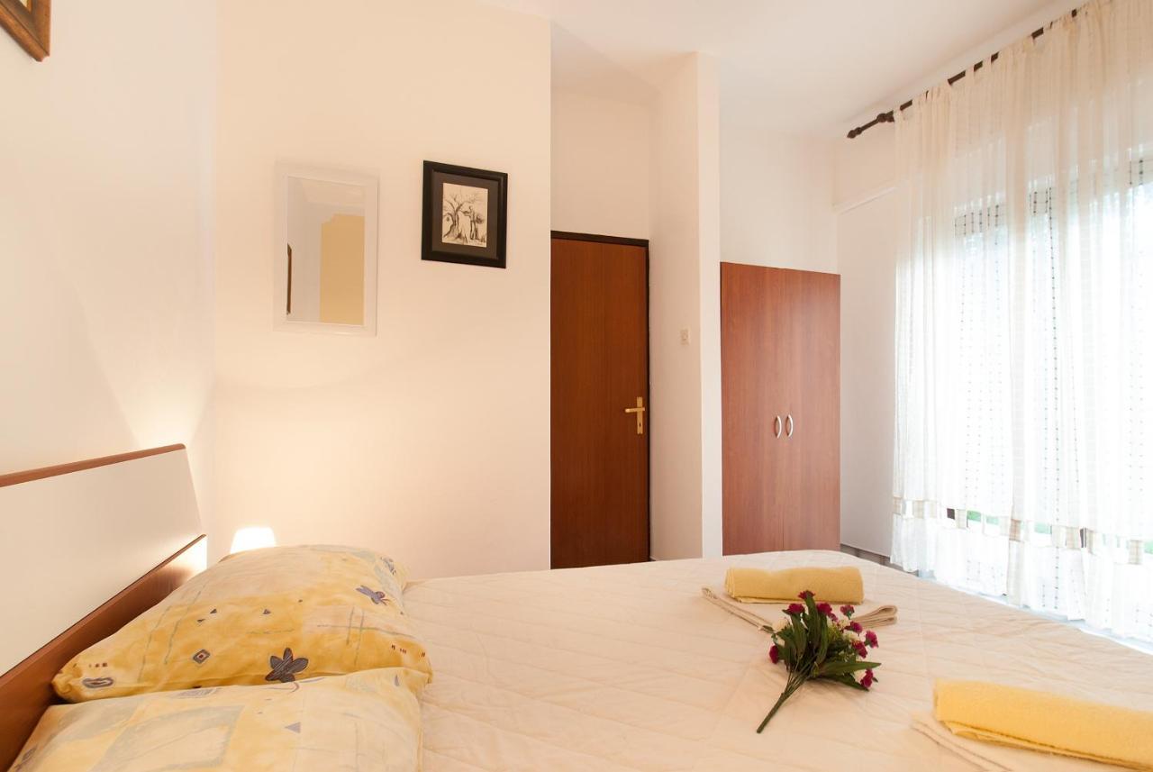 Weis Apartments Rovinj Room photo