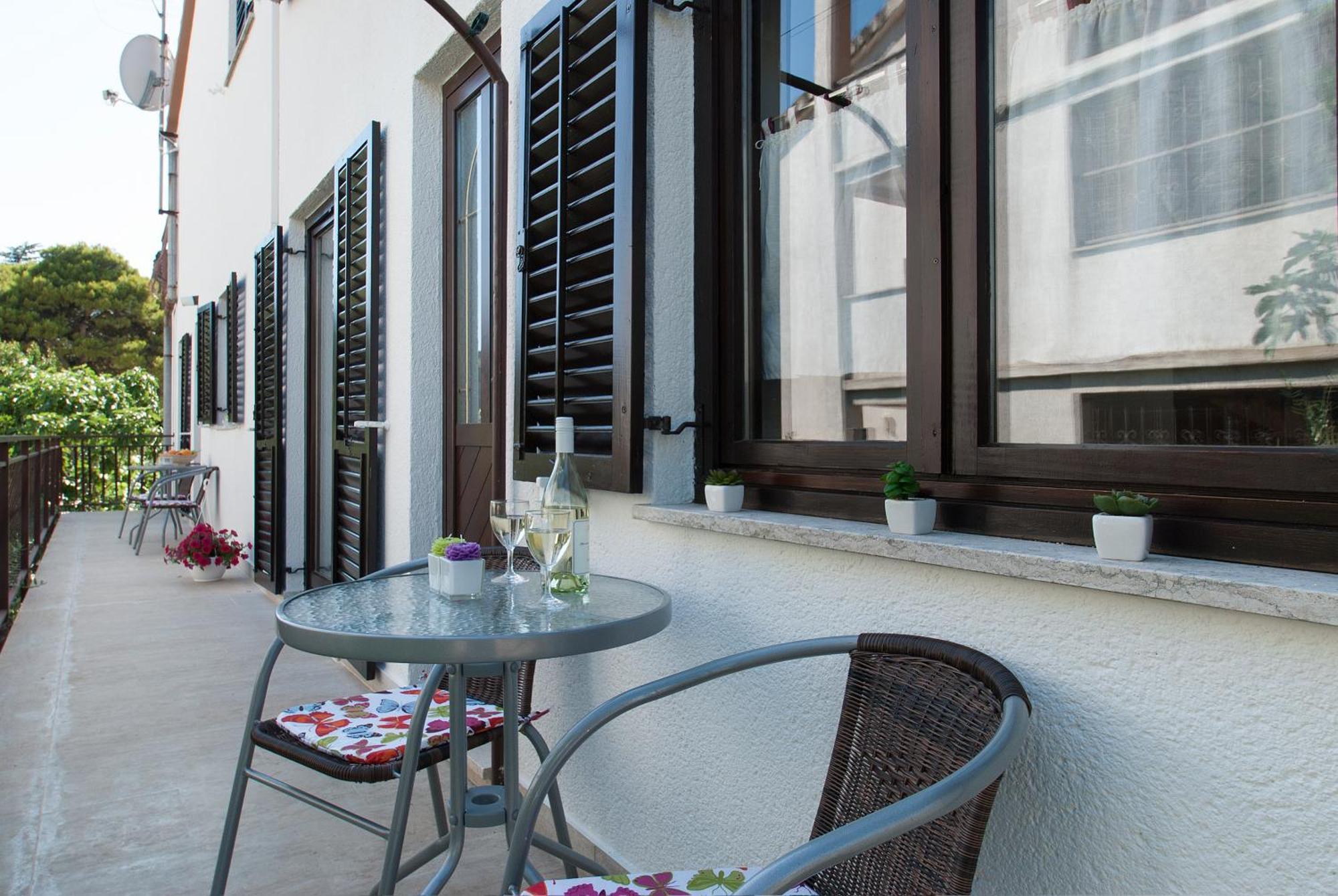 Weis Apartments Rovinj Room photo